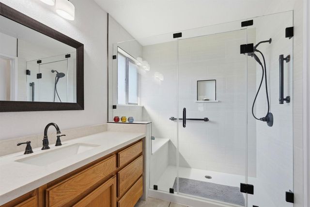 8904 Royal Gate Way, Elk Grove, CA 95624