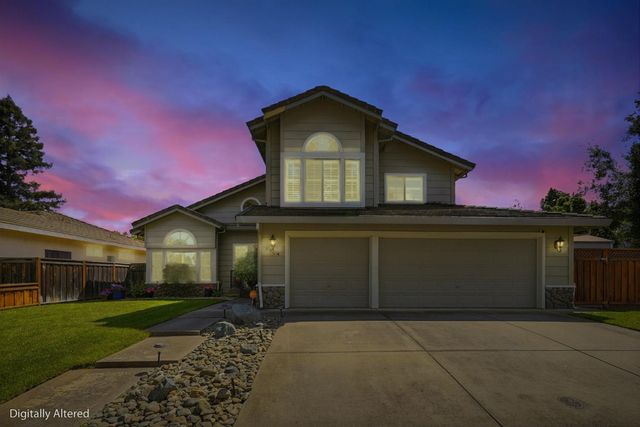 8904 Royal Gate Way, Elk Grove, CA 95624