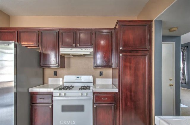 21 Balustrade Place, Lake Forest, CA 92610