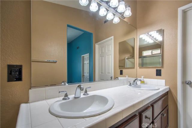 21 Balustrade Place, Lake Forest, CA 92610