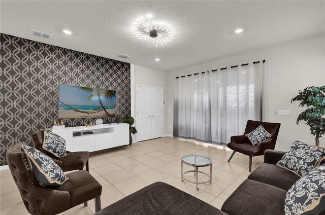 1897 SUMMER DRIVE, Davenport, FL 33897