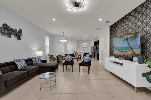 1897 SUMMER DRIVE, Davenport, FL 33897