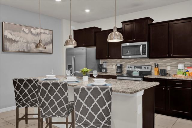 1897 SUMMER DRIVE, Davenport, FL 33897