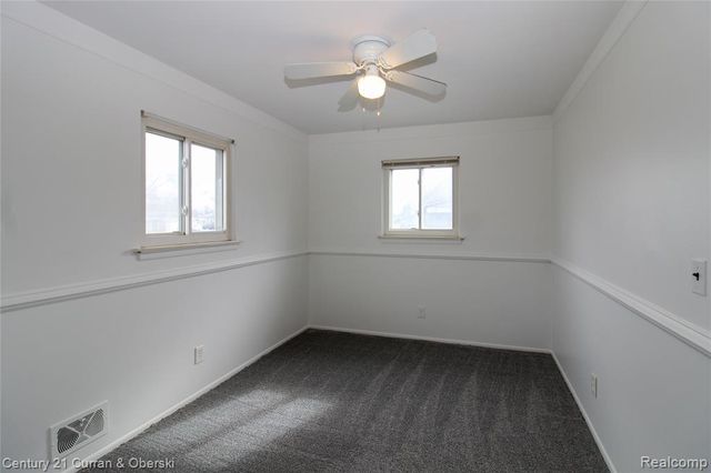 25815 Midway Street, Dearborn Heights, MI 48127