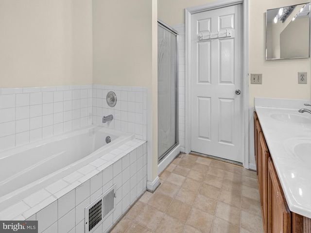 6120 GRAY WOLF CT, Waldorf, MD 20603