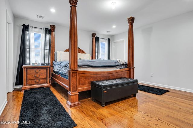 900 Gerald Drive, Toms River, NJ 08753