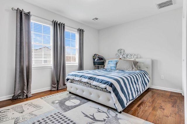900 Gerald Drive, Toms River, NJ 08753