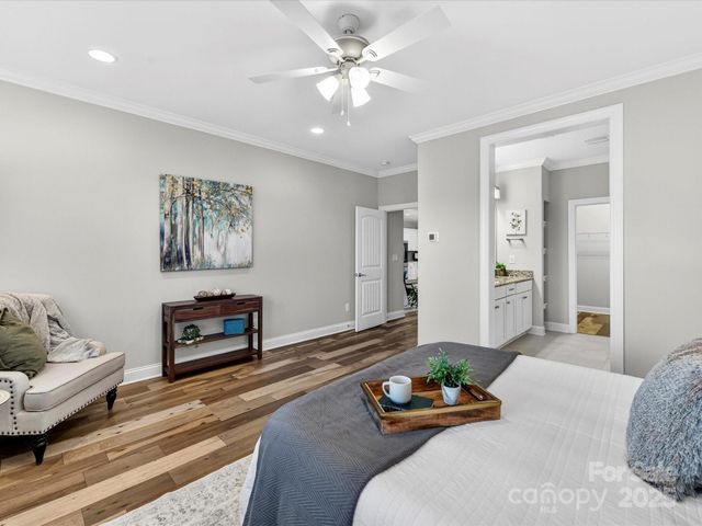 5197 Looking Glass Trail, Denver, NC 28037