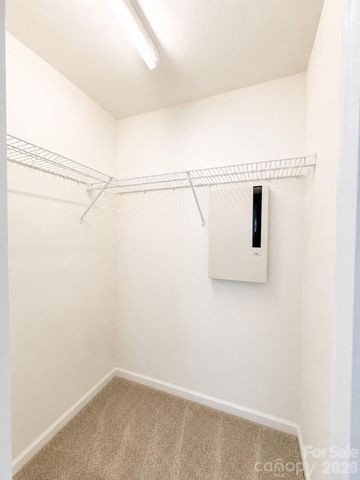 8611 Wandering Creek Way, Charlotte, NC 28227