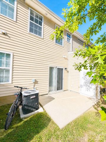 8611 Wandering Creek Way, Charlotte, NC 28227
