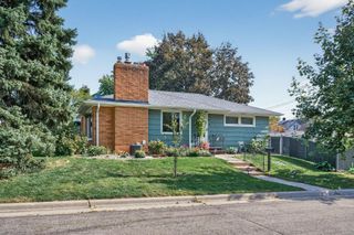 760 Wheelock Parkway E, Saint Paul, MN 55106