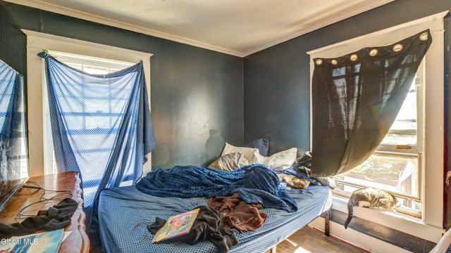 1-3 Taft Place, Amsterdam, NY 12010