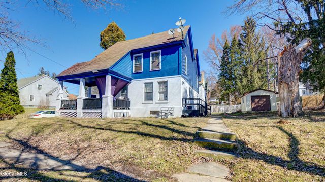 1-3 Taft Place, Amsterdam, NY 12010