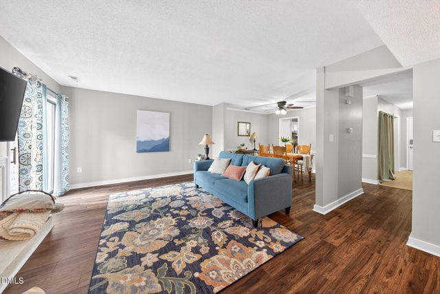 18 Willow Bridge Drive, Durham, NC 27707