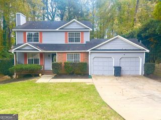 6840 Hiddenlake Drive, Rex, GA 30273