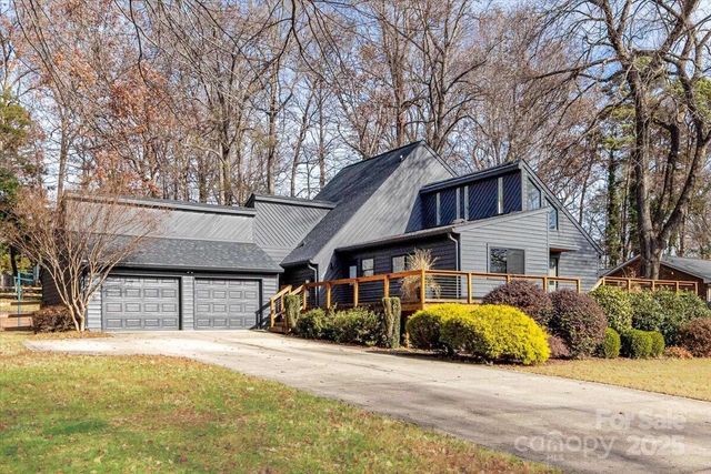 192 Castaway Trail, Mooresville, NC 28117