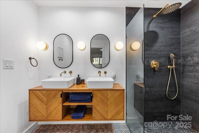 192 Castaway Trail, Mooresville, NC 28117