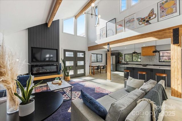 192 Castaway Trail, Mooresville, NC 28117