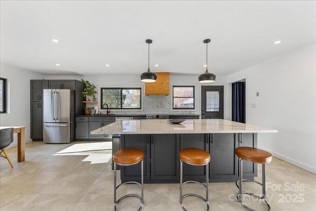 192 Castaway Trail, Mooresville, NC 28117