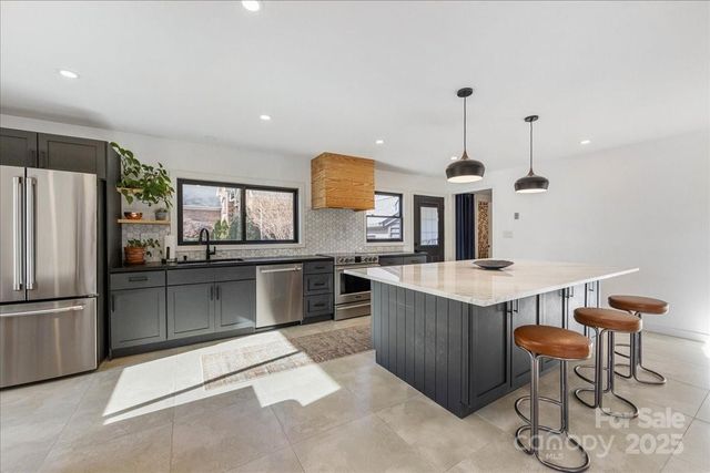 192 Castaway Trail, Mooresville, NC 28117