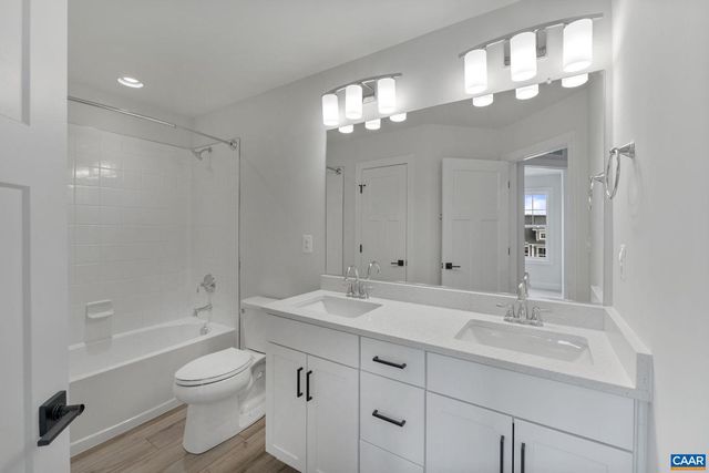 3036 FARROW CIR, Charlottesville, VA 22901