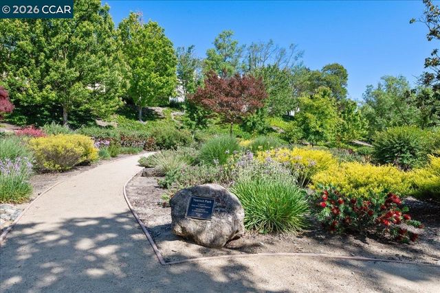 2633 Saklan Indian Dr 3, Walnut Creek, CA 94595