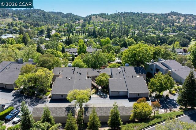 2633 Saklan Indian Dr 3, Walnut Creek, CA 94595