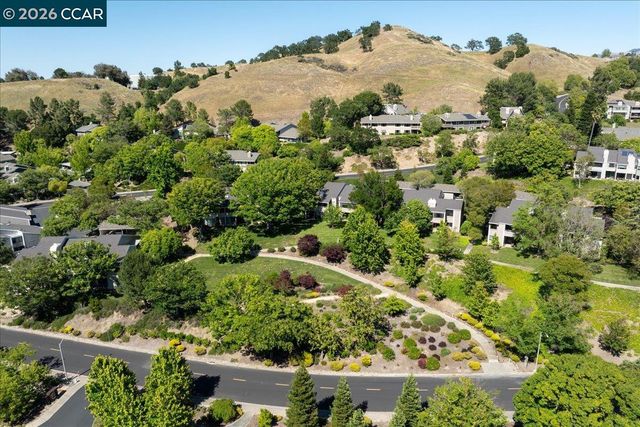 2633 Saklan Indian Dr 3, Walnut Creek, CA 94595