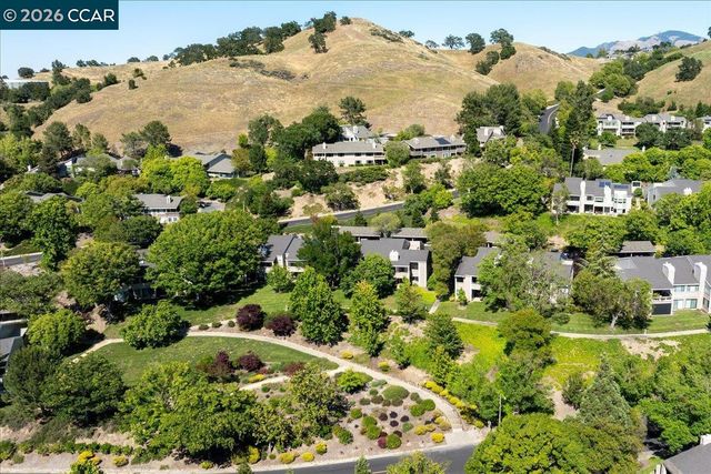 2633 Saklan Indian Dr 3, Walnut Creek, CA 94595