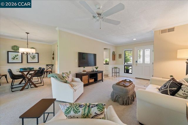 2633 Saklan Indian Dr 3, Walnut Creek, CA 94595