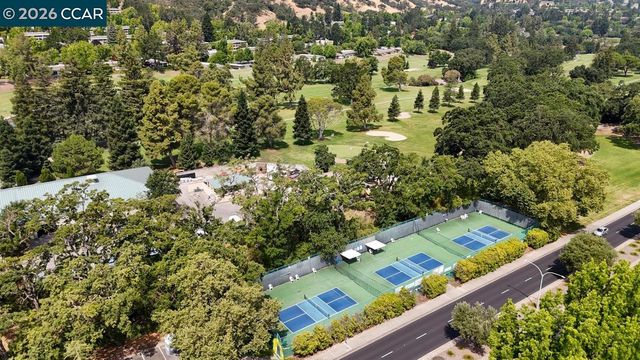 2633 Saklan Indian Dr 3, Walnut Creek, CA 94595