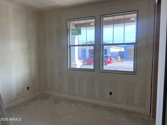 9530 W TAMARISK Avenue, Tolleson, AZ 85353