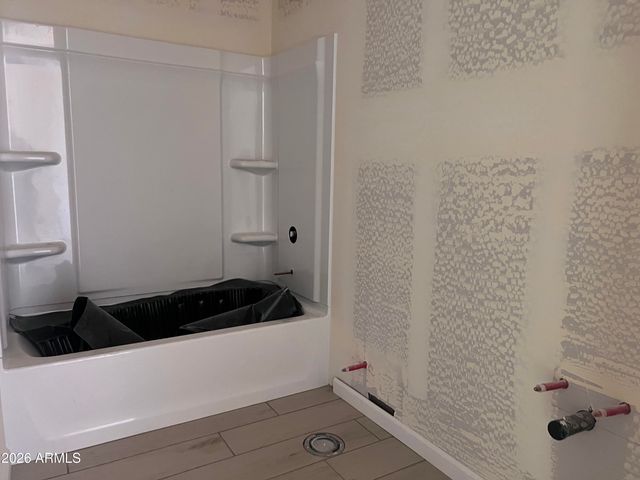 9530 W TAMARISK Avenue, Tolleson, AZ 85353