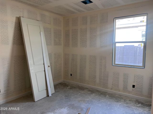 9530 W TAMARISK Avenue, Tolleson, AZ 85353