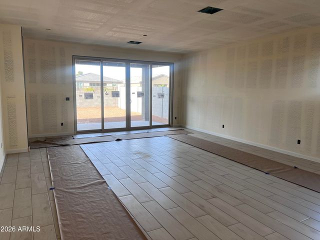 9530 W TAMARISK Avenue, Tolleson, AZ 85353