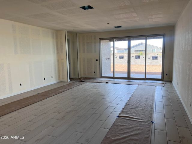 9530 W TAMARISK Avenue, Tolleson, AZ 85353