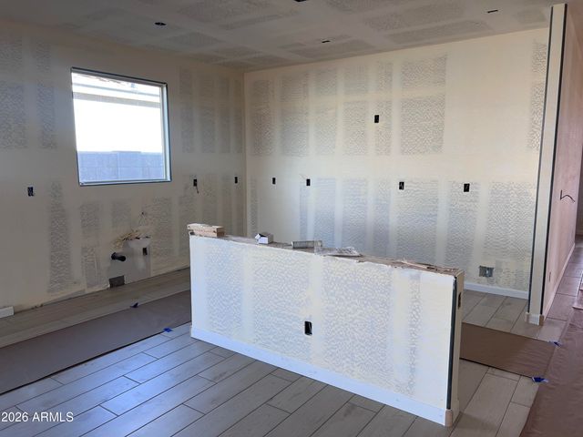 9530 W TAMARISK Avenue, Tolleson, AZ 85353