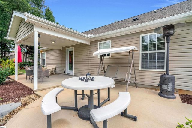 1 Berry Tree Court, Greer, SC 29651