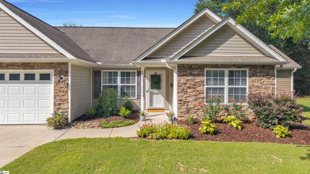 1 Berry Tree Court, Greer, SC 29651