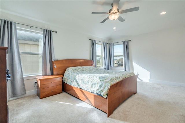 203 Zuma DR, Liberty Hill, TX 78642