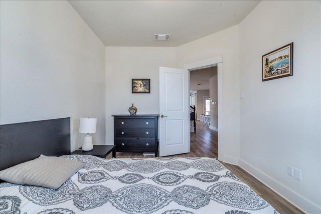 203 Zuma DR, Liberty Hill, TX 78642