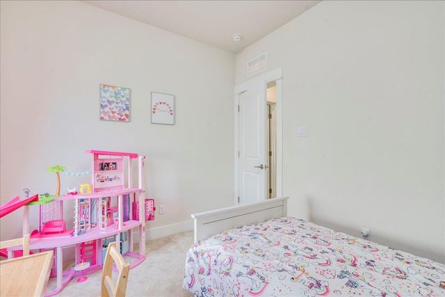 203 Zuma DR, Liberty Hill, TX 78642