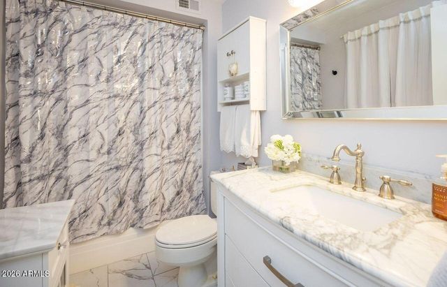 9728 W Briarwood Circle, Sun City, AZ 85351