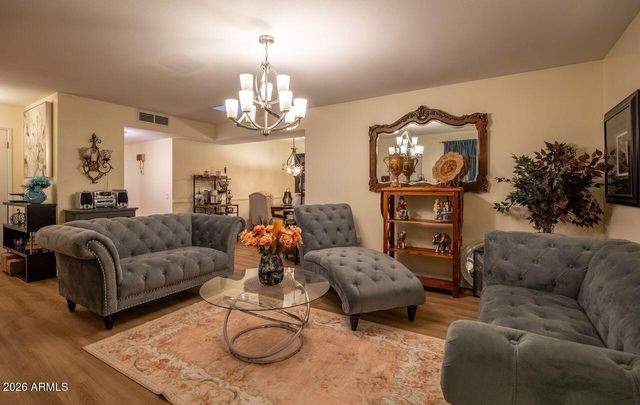 9728 W Briarwood Circle, Sun City, AZ 85351