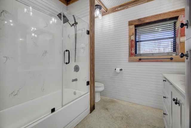 22546 Highway 321, Cleveland, TX 77327