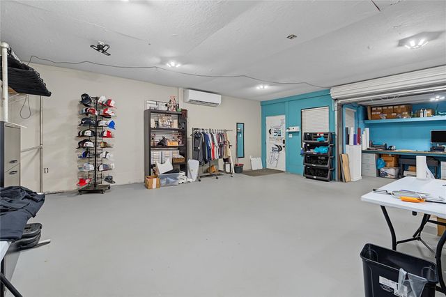 22546 Highway 321, Cleveland, TX 77327