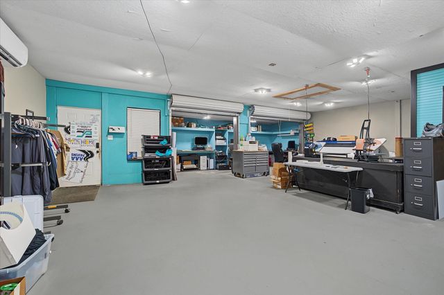22546 Highway 321, Cleveland, TX 77327