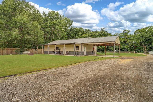 22546 Highway 321, Cleveland, TX 77327
