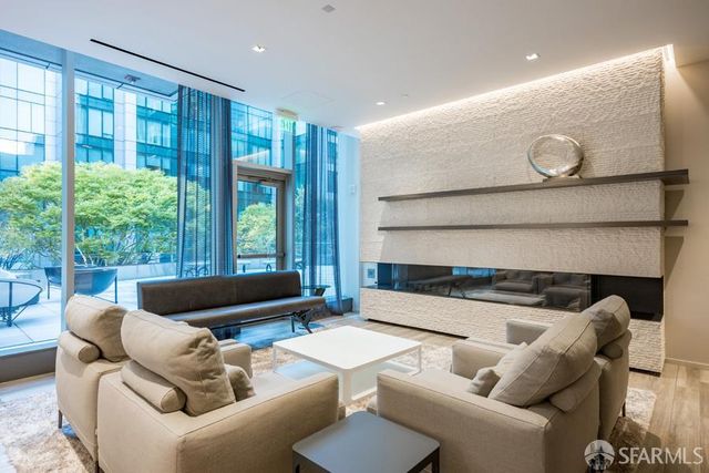 338 Spear Street 18E, San Francisco, CA 94105