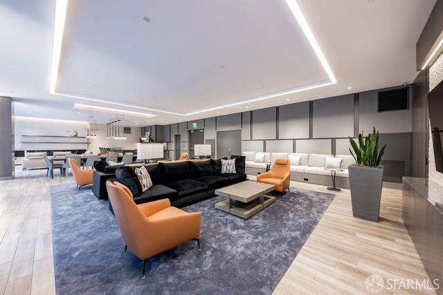 338 Spear Street 18E, San Francisco, CA 94105